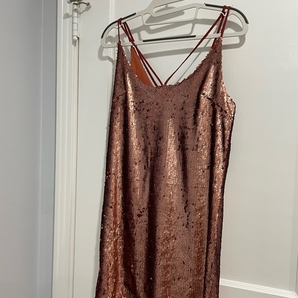 Copper sequin dress - Picture 5 of 7